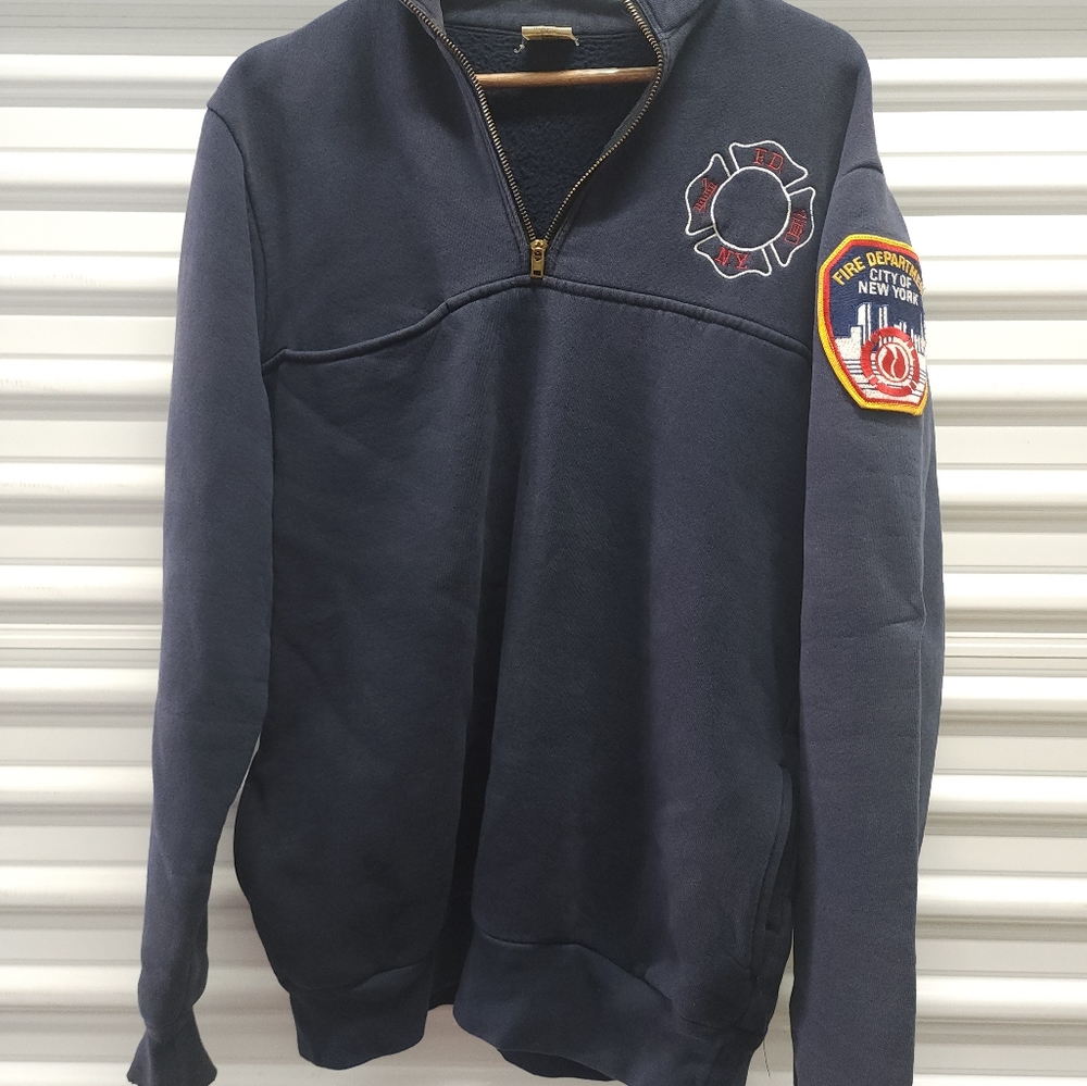 Vintage BLUE NEW YORK  FIRE DEPARTMENT SWEATSHIRT SIZE MEDIUM..